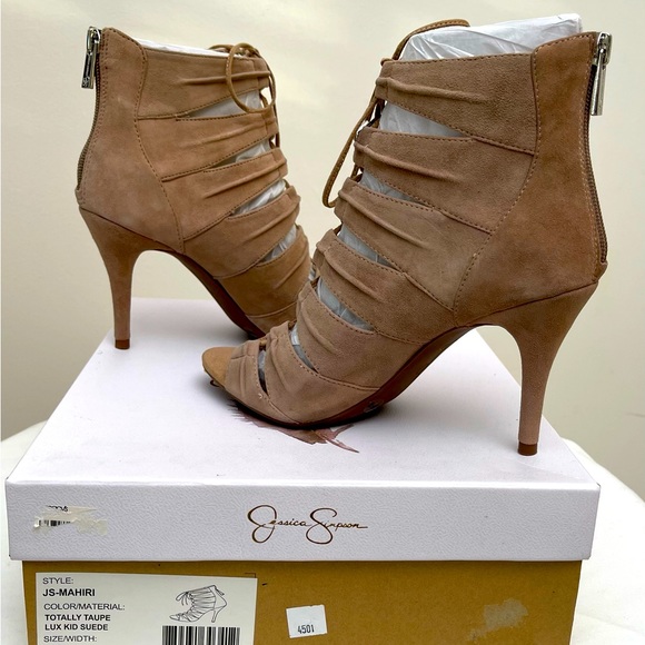 Jessica Simpson - Mahiri Suede Sandal, Color - Totally Taupe, Size 7 - Picture 3 of 7